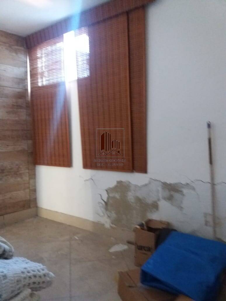 Casa à venda com 3 quartos, 94m² - Foto 15