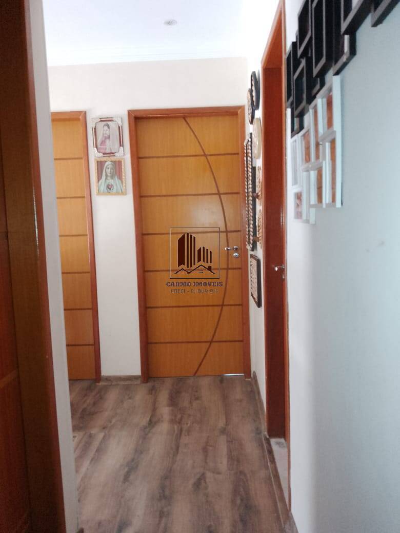 Casa à venda com 4 quartos, 200m² - Foto 41