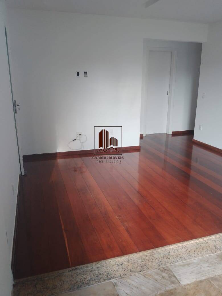 Apartamento à venda com 3 quartos, 112m² - Foto 17